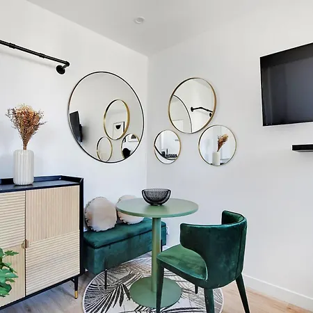 Apartman Charming 20m2 - Buttes Chaumont