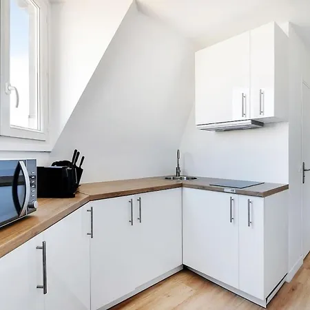 Charming 20m2 - Buttes Chaumont * Párizs