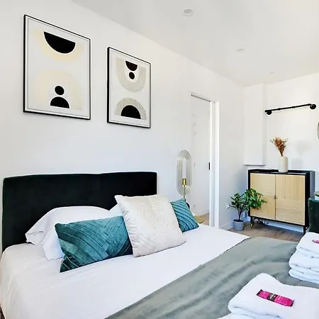 Apartman Charming 20m2 - Buttes Chaumont *