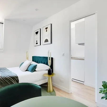 Apartman Charming 20m2 - Buttes Chaumont Párizs