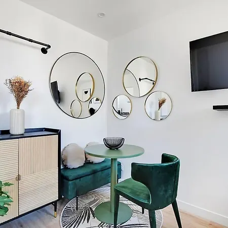 Charming 20m2 - Buttes Chaumont *